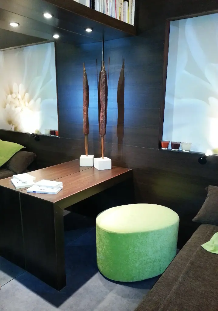 Pouf ovale ( uniquement sur commande, tissu et coloris au choix )