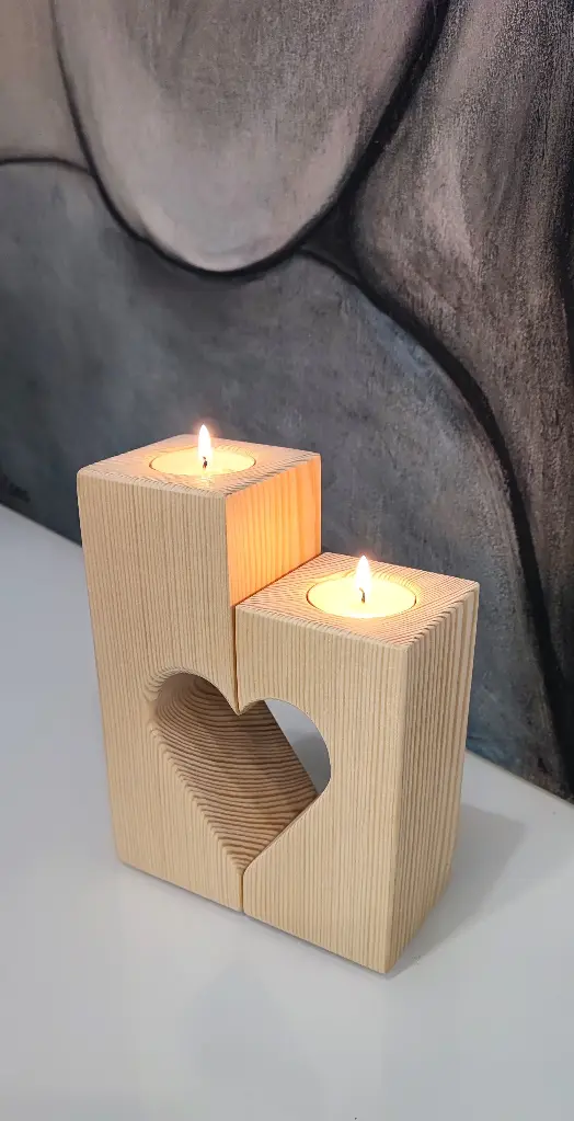 Cœur ( photophore en Sapin jaune )